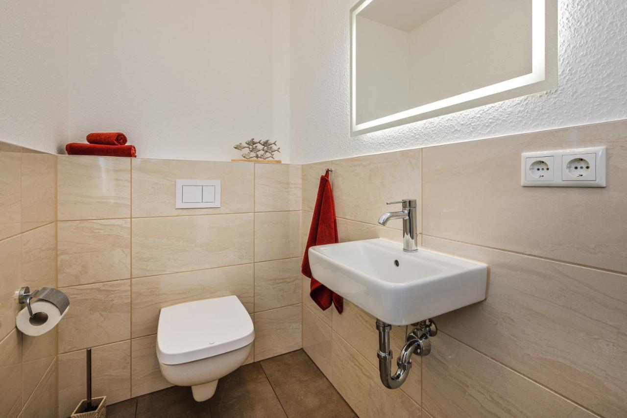 Reetdachhaus Am Haff Mit Sauna, Terrasse, Wlan Zirchow Exterior photo